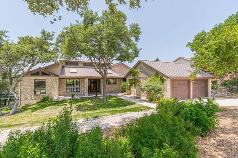 Single Family Residence in Canyon Lake TX 1327 Grand PASS.jpg