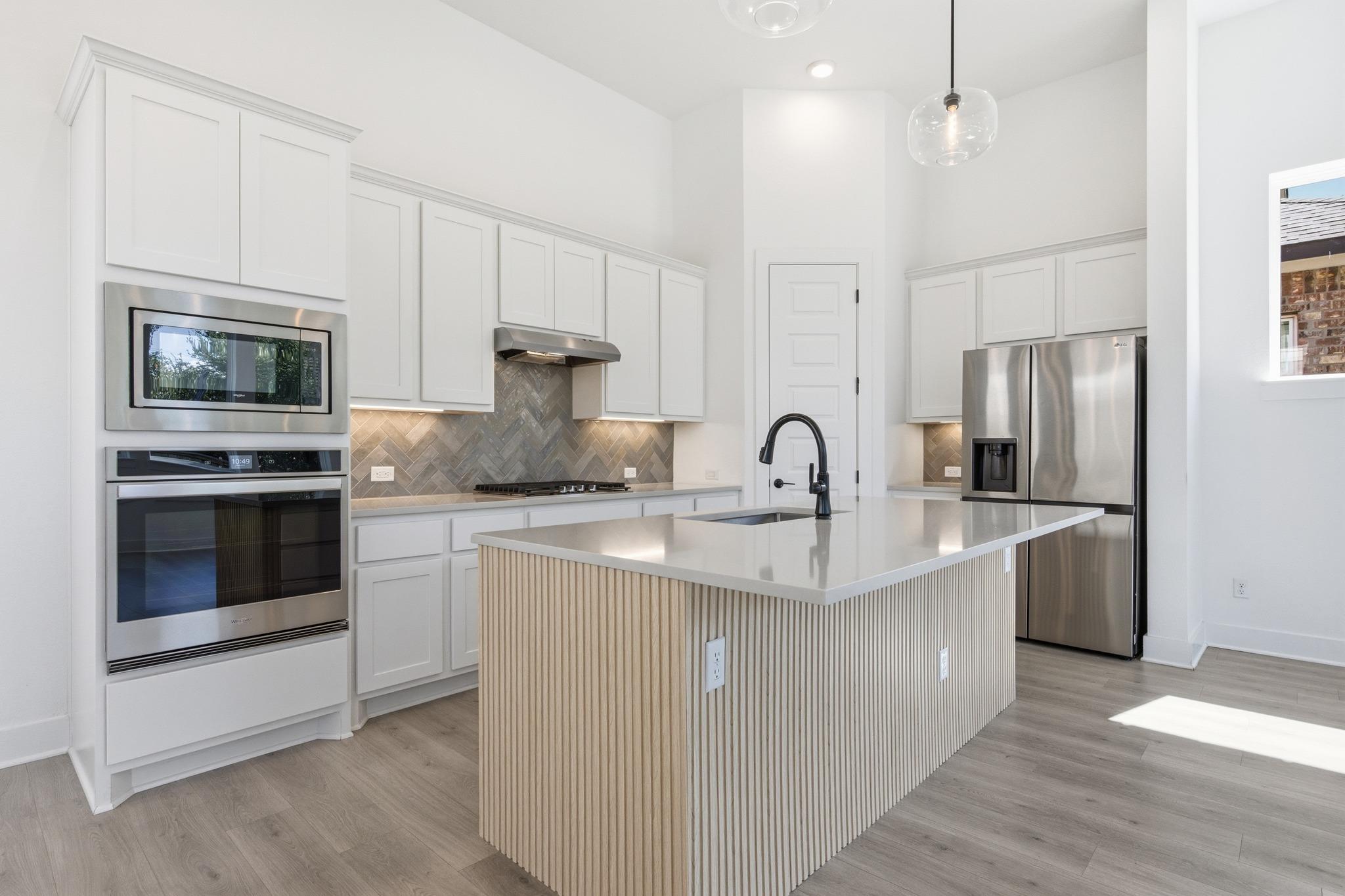 2308 Sawdust DR