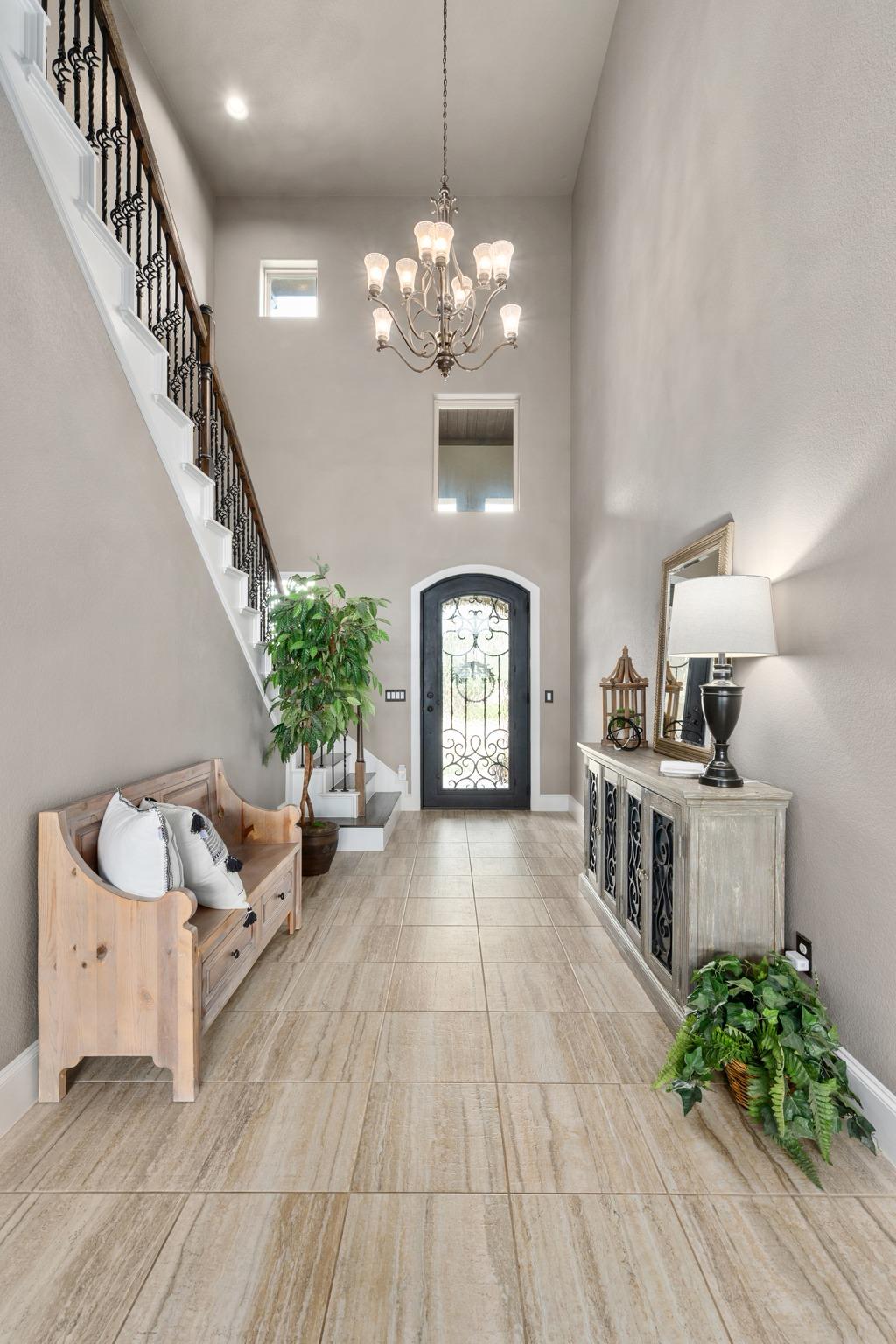 2220 Quarry LOOP
