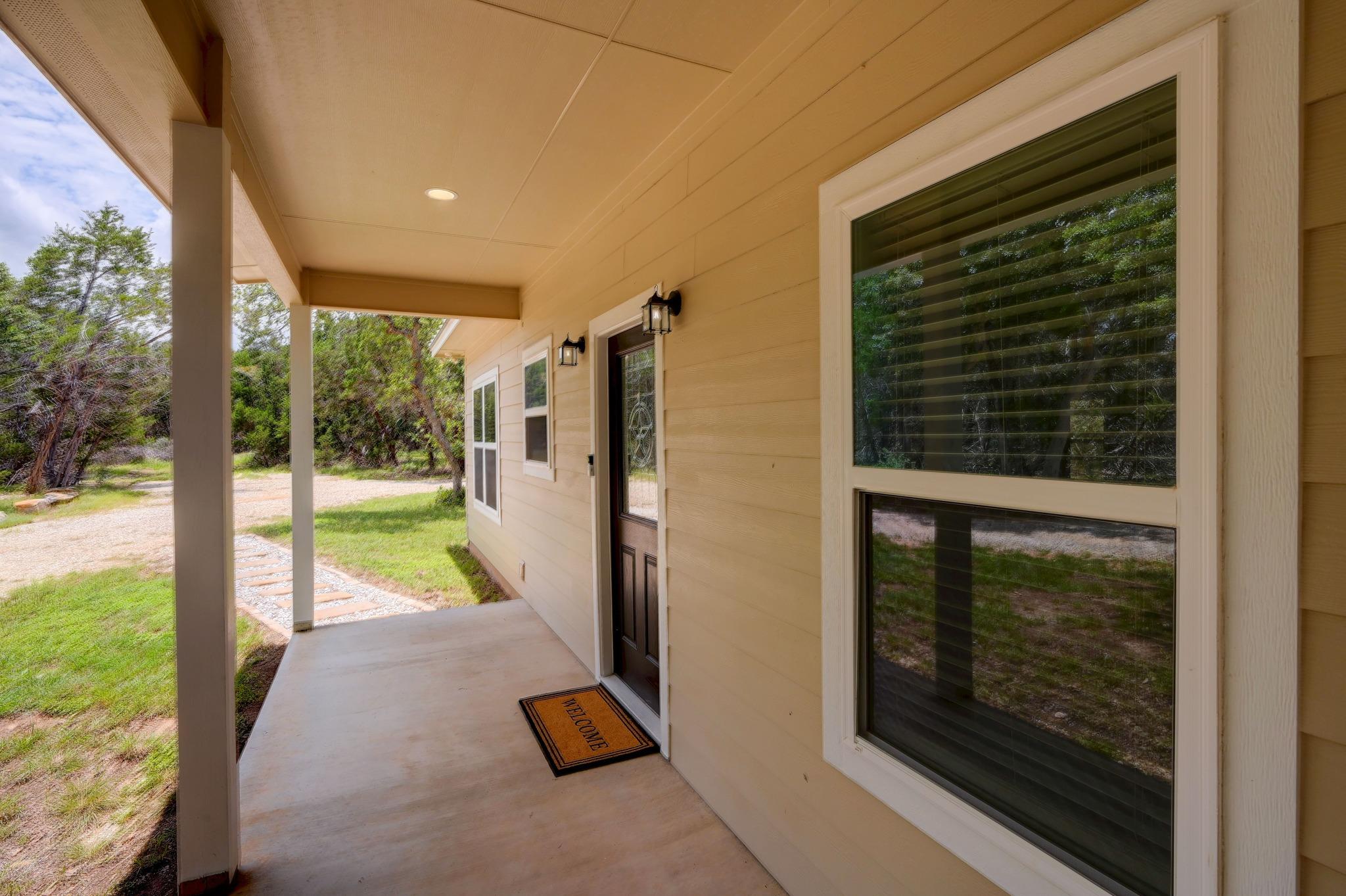 231 N Rainbow Ranch RD