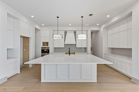 Tiny photo for 942 Bristol Creek BND, Lakeway, TX 78738 (MLS # 4009231)