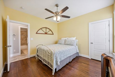 Tiny photo for 206 N Augusta DR, Point Venture, TX 78645 (MLS # 4327956)