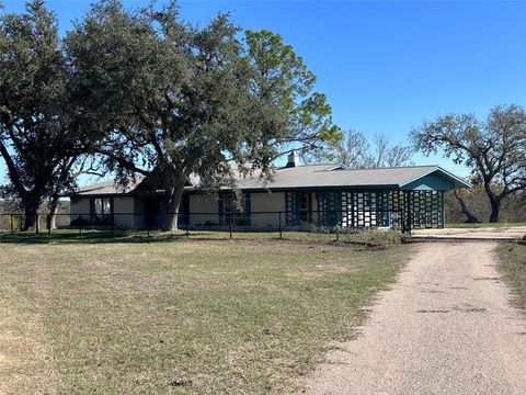 Photo of 180 Griesenbeck Ranch RD, Bastrop, TX 78602 (MLS # 8228444)