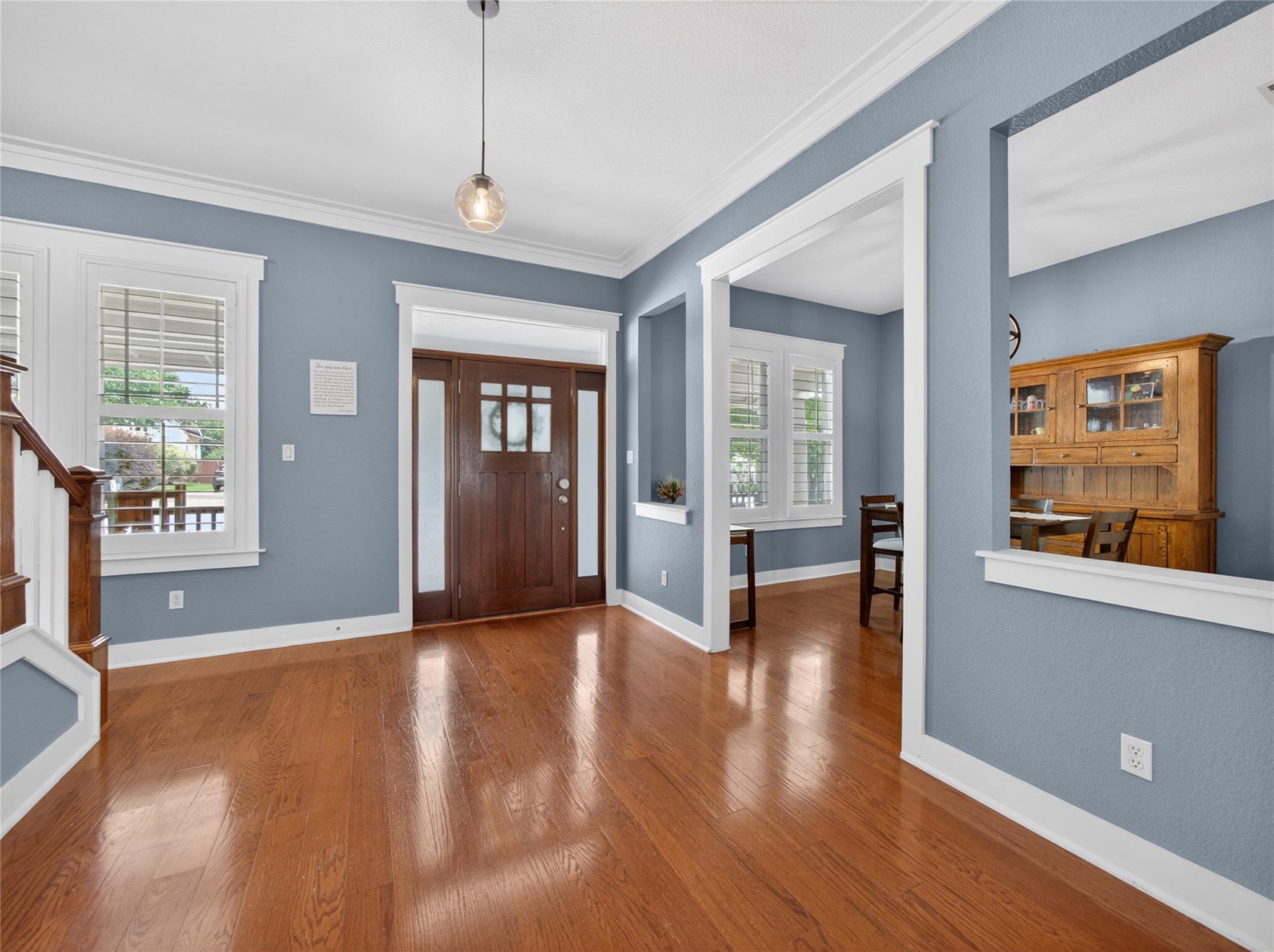 2711 Grand Oaks LOOP