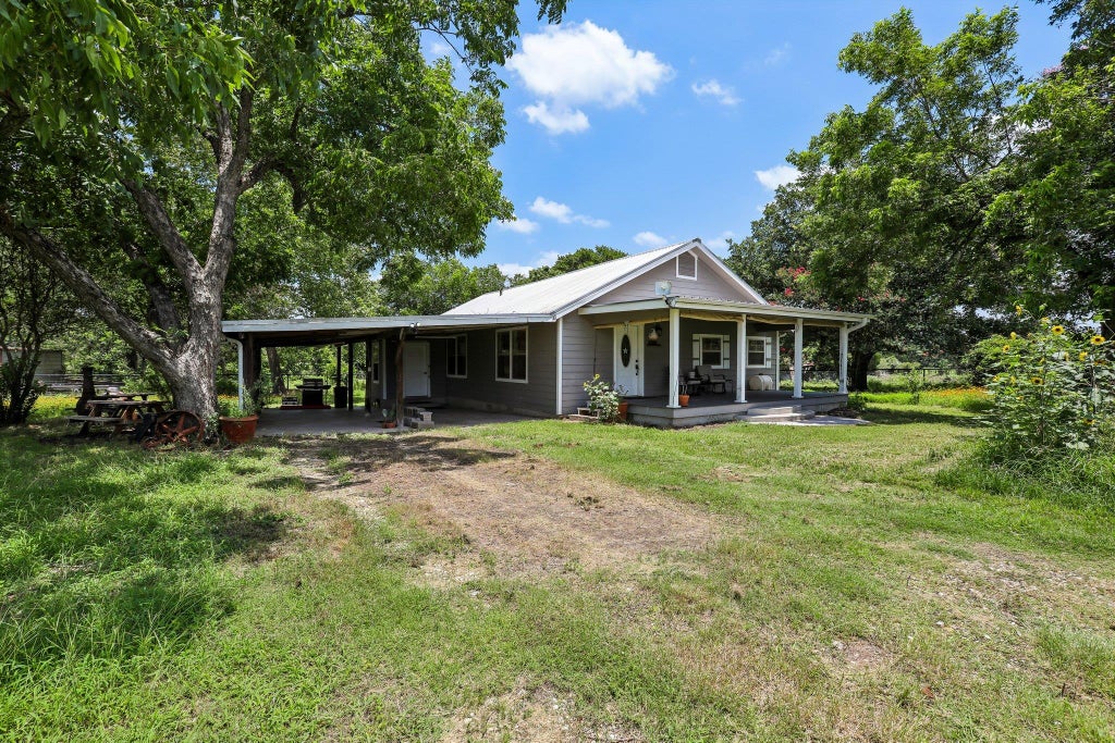 Photo of 2089 Fm 1704, Elgin, TX 78621 (MLS # 2022077)
