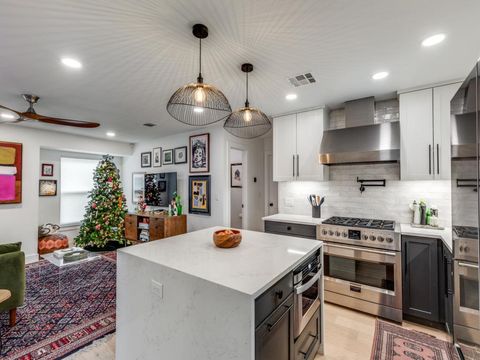 Tiny photo for 2209 Fair Oaks DR, Austin, TX 78745 (MLS # 4144631)