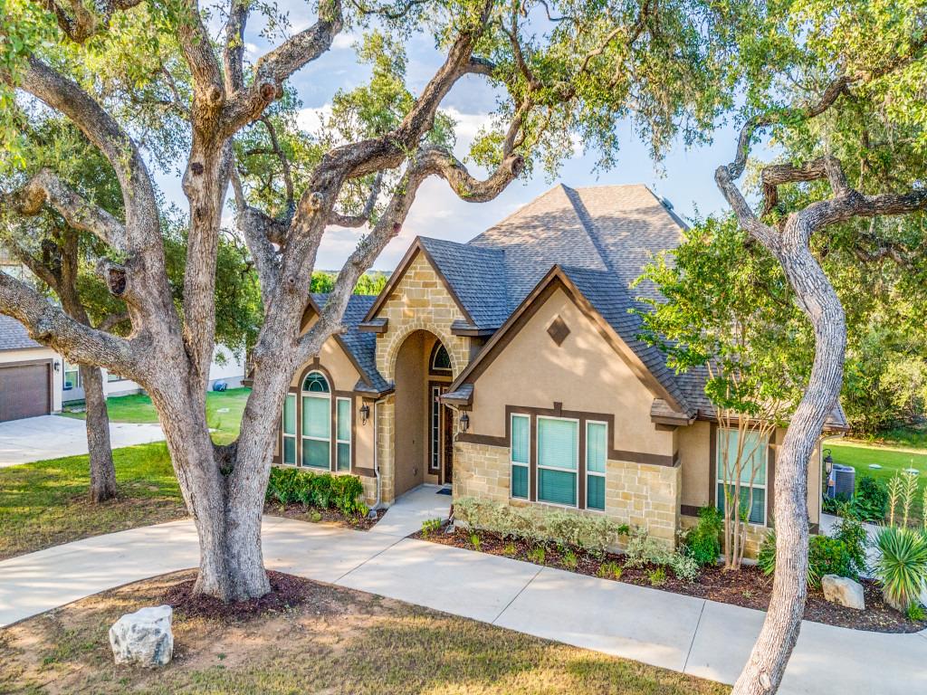 5604 Copper Creek ST