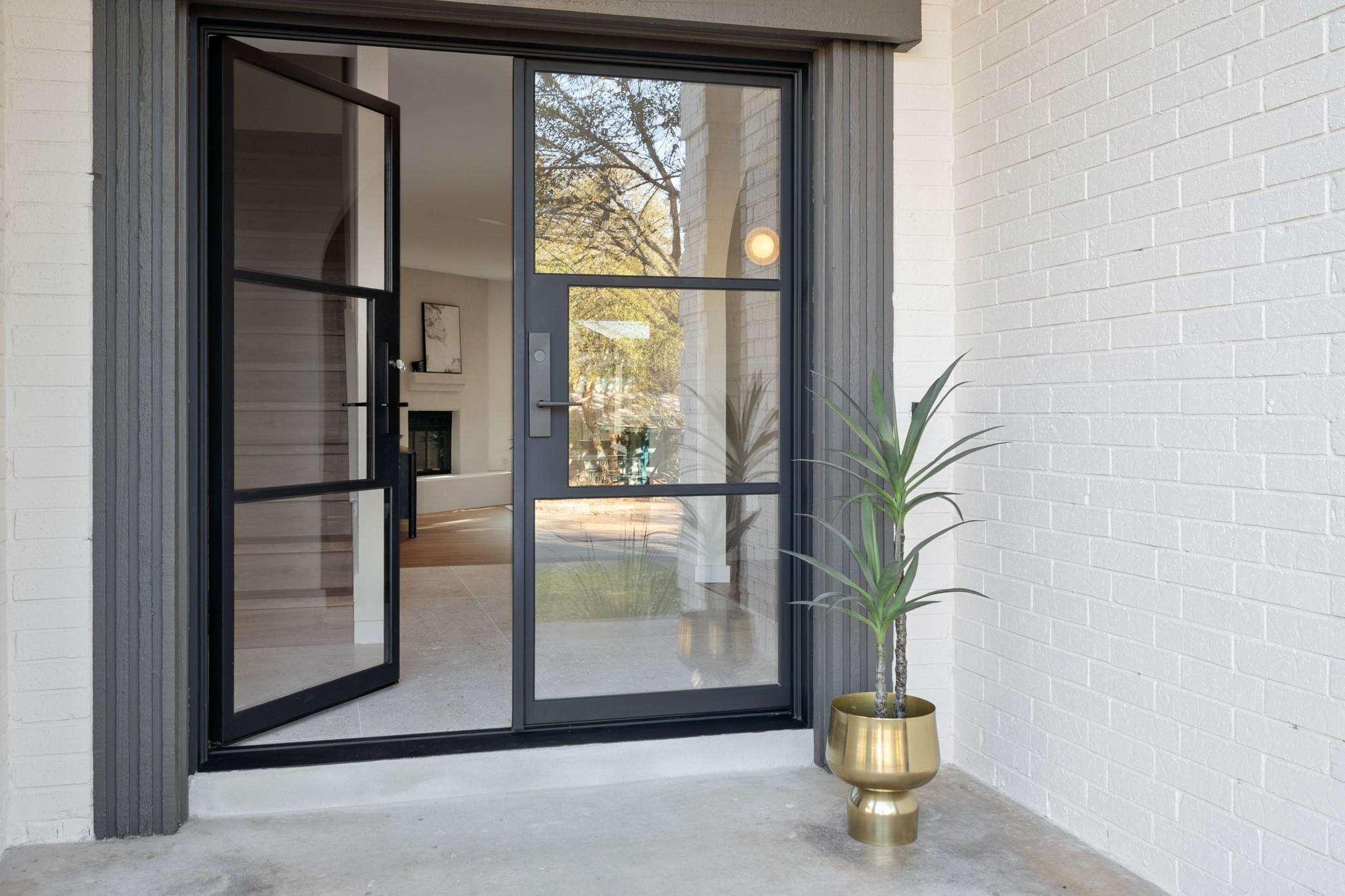 12036 Lincolnshire DR