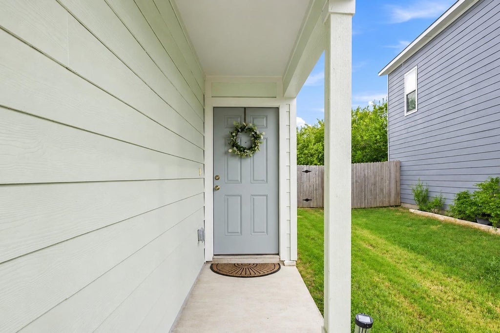 Photo of 54 Trinity CIR, Lockhart, TX 78644 (MLS # 1687560)