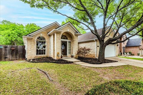 2204 Rodeo DR Austin TX 78727