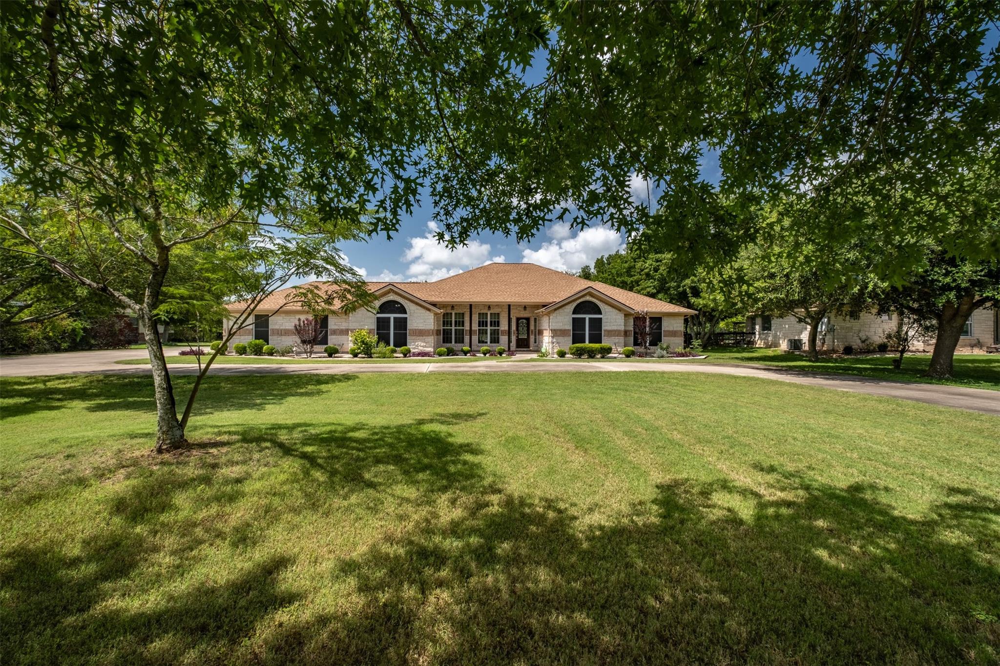 194 Brushy Creek TRL