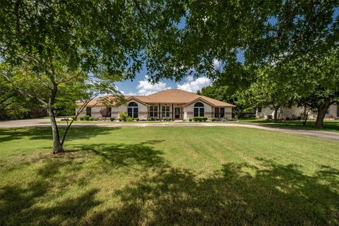 194 Brushy Creek TRL Hutto TX 78634