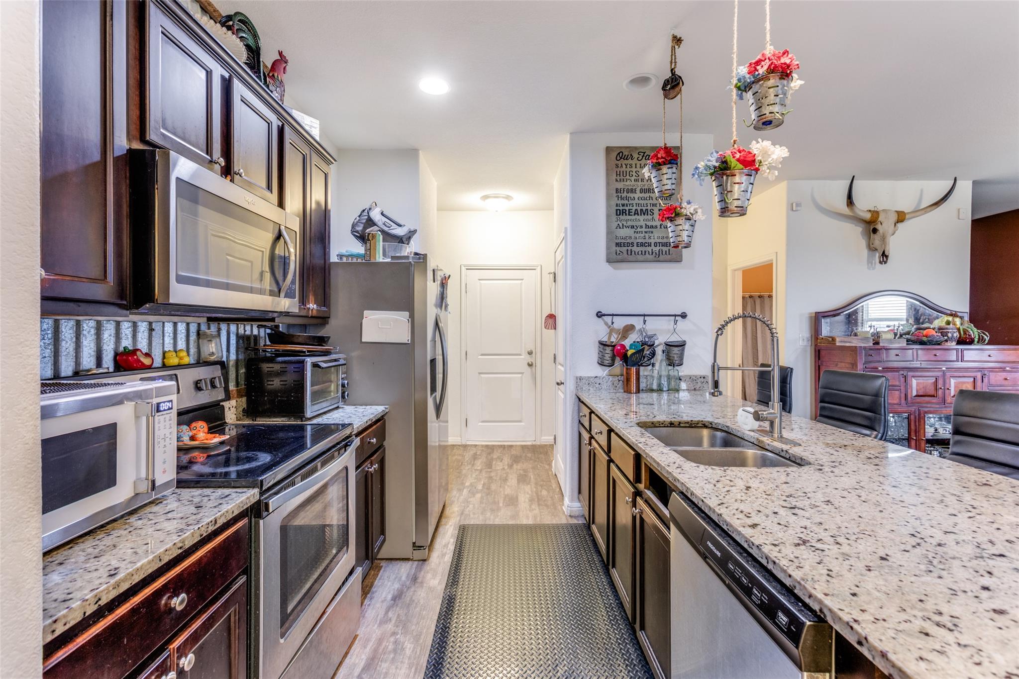 13909 Sherri Berry WAY