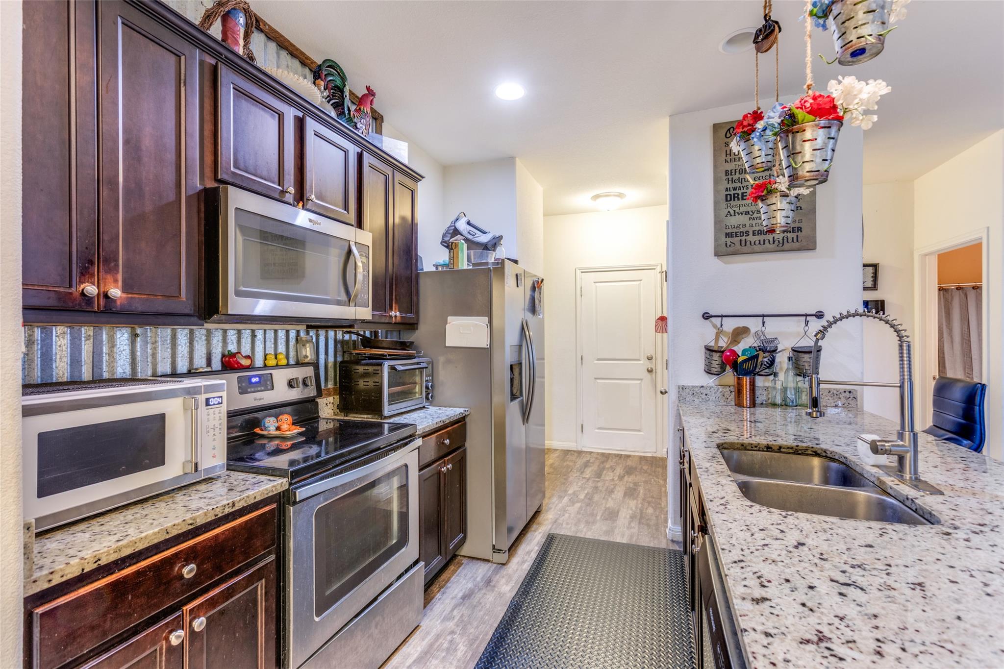 13909 Sherri Berry WAY