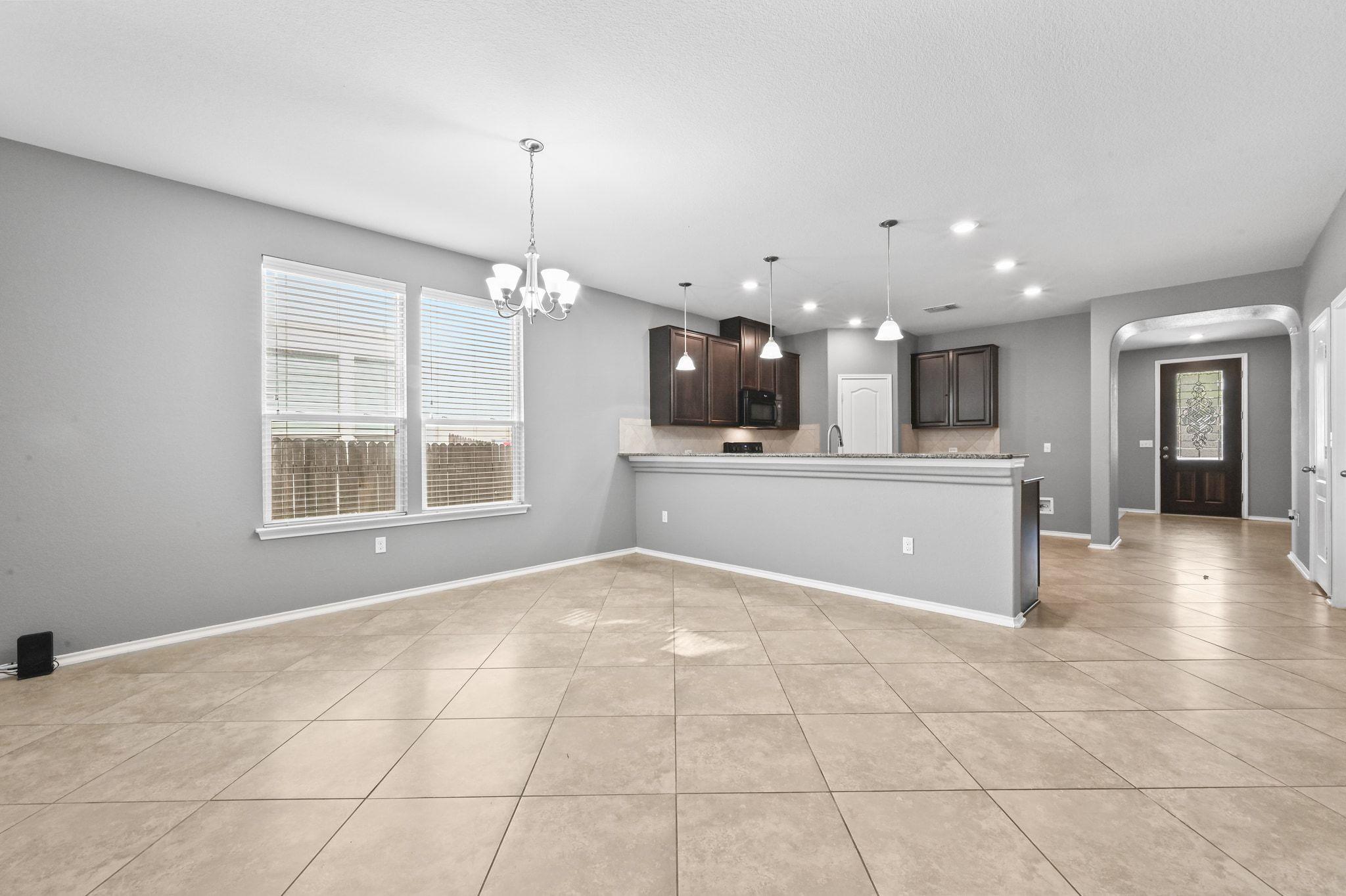 1505 Arial DR