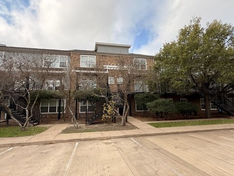 Photo of 1725 Harvey Mitchell PKWY S #1430, College Station, TX 77840 (MLS # 8175596)