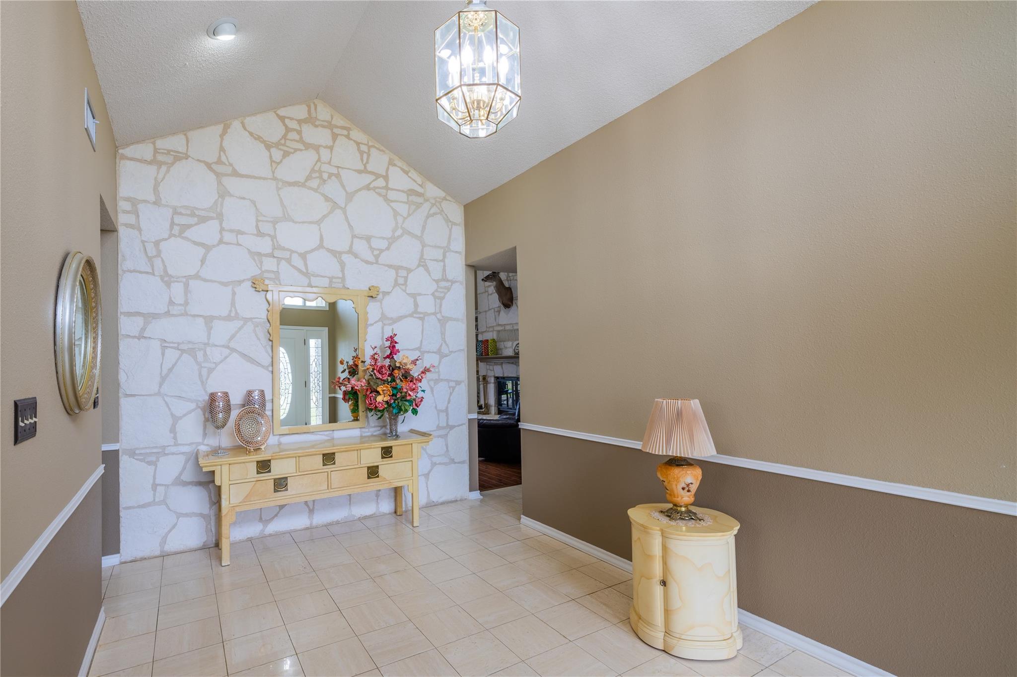 1460 E State Highway 87