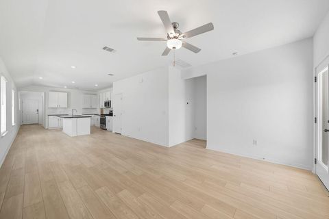 Tiny photo for 14209 Matterod DR, Del Valle, TX 78617 (MLS # 8813320)