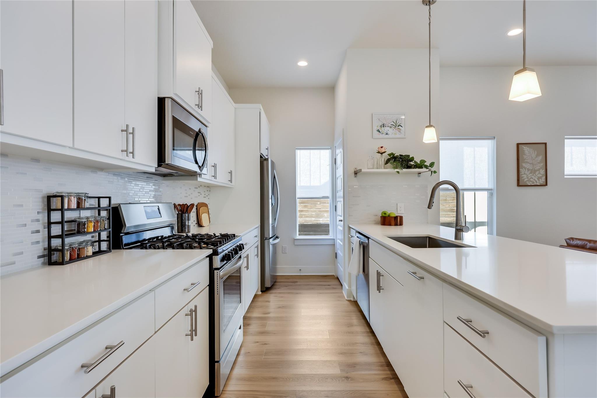 1209 E Saint Johns Ave A