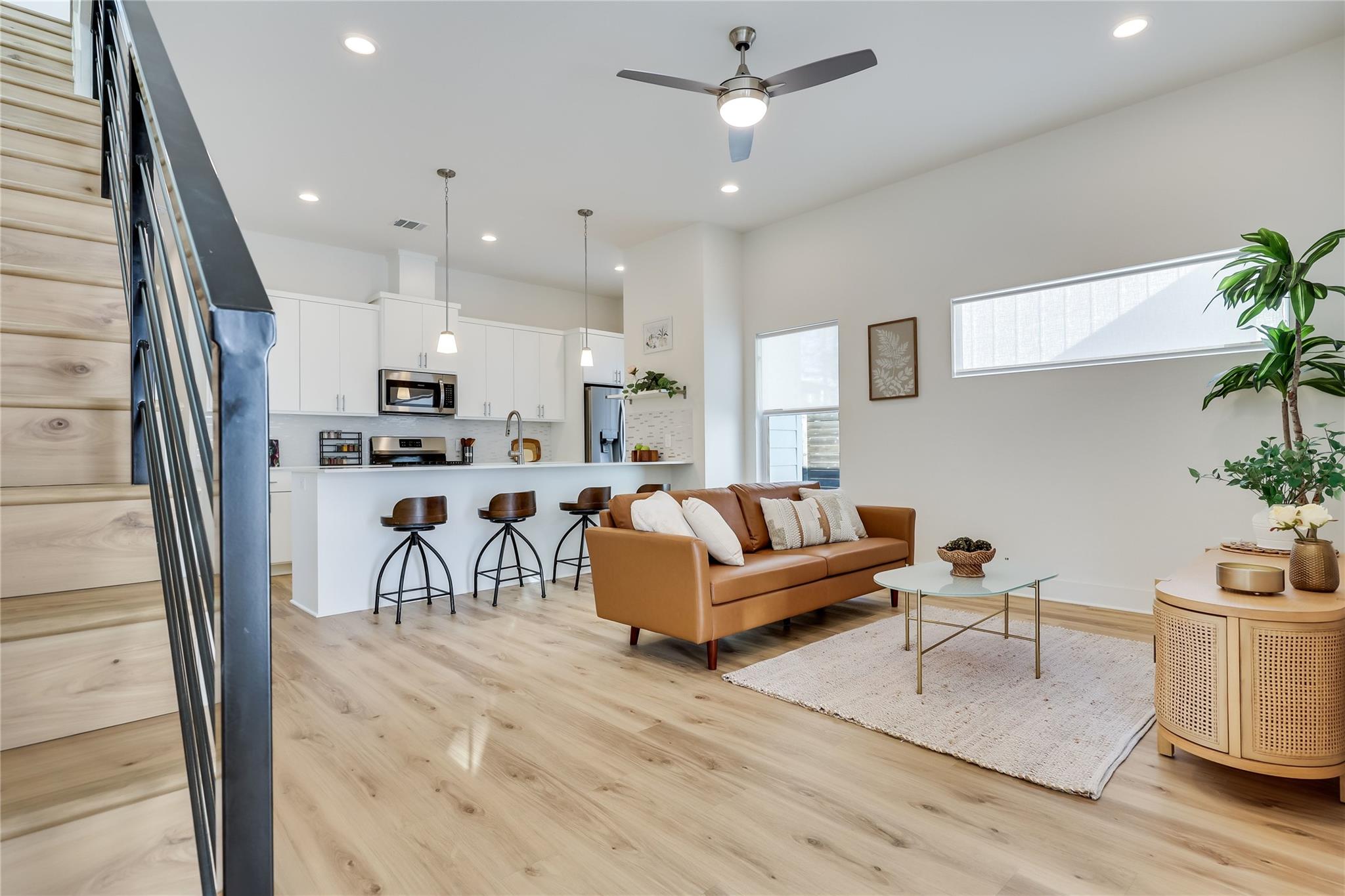 1209 E Saint Johns Ave A