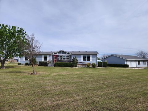 114 Thomas Park DR Hutto TX 78634