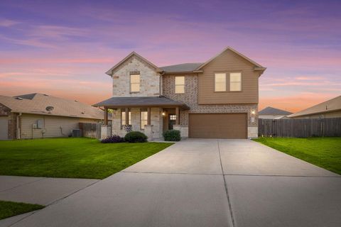 Photo of 209 Anderson ST, Hutto, TX 78634 (MLS # 4959637)