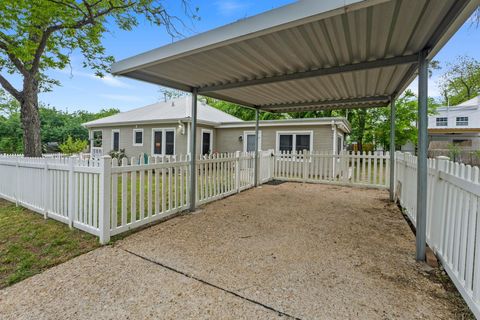 Tiny photo for 4901 Avenue F, Austin, TX 78751 (MLS # 3258027)