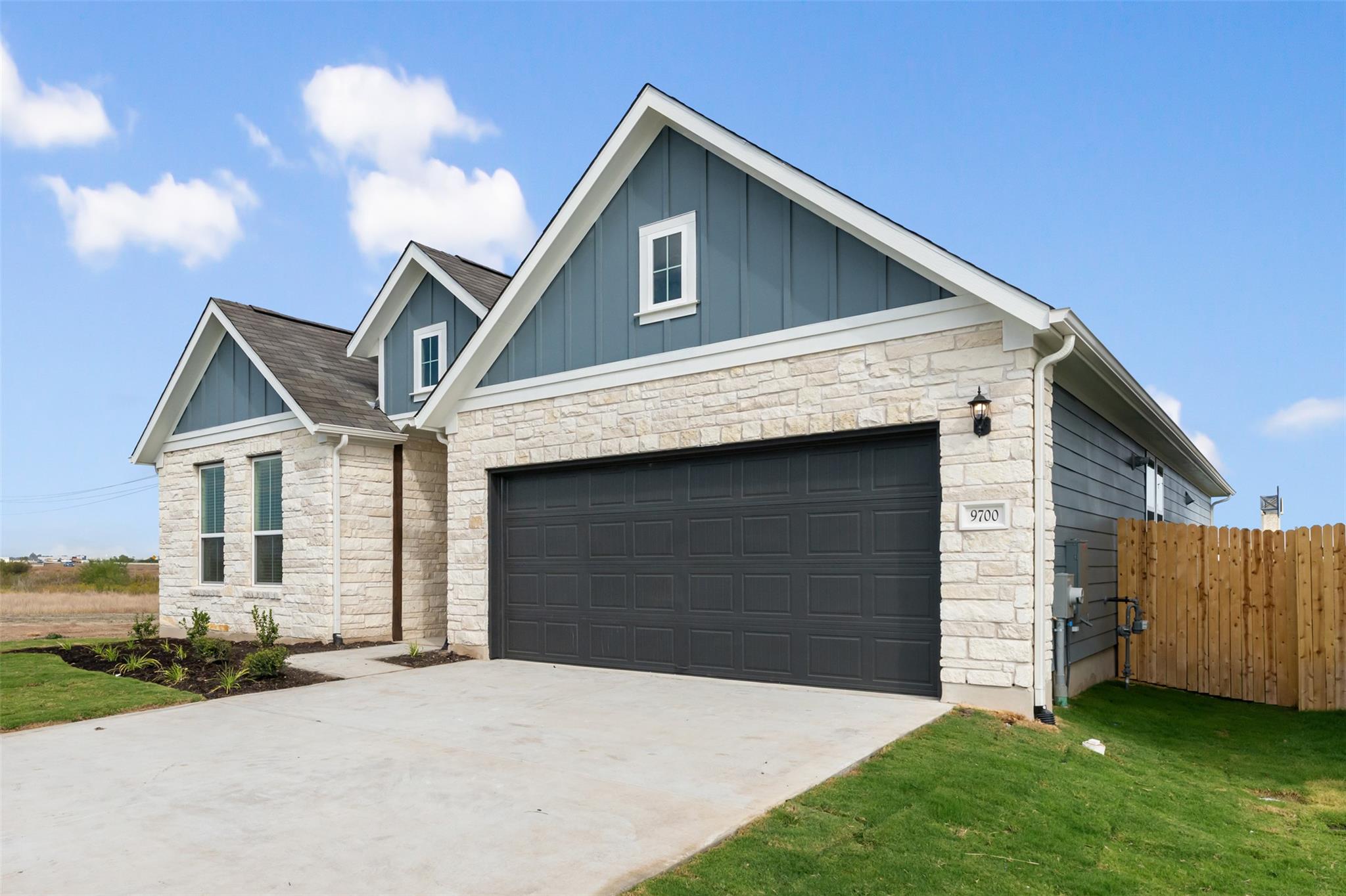 9700 Serene Bliss LN