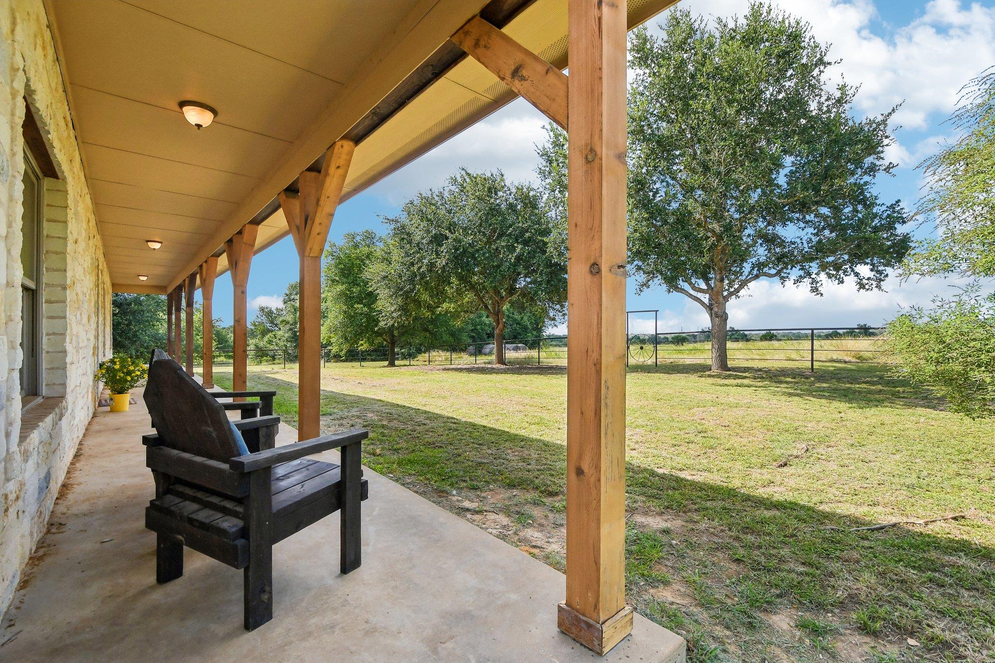 387 Goertz DR