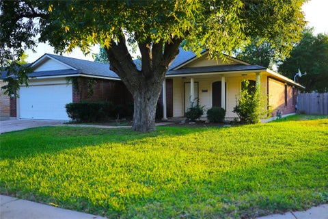 Photo of 16205 Mones LN, Leander, TX 78641 (MLS # 6457346)