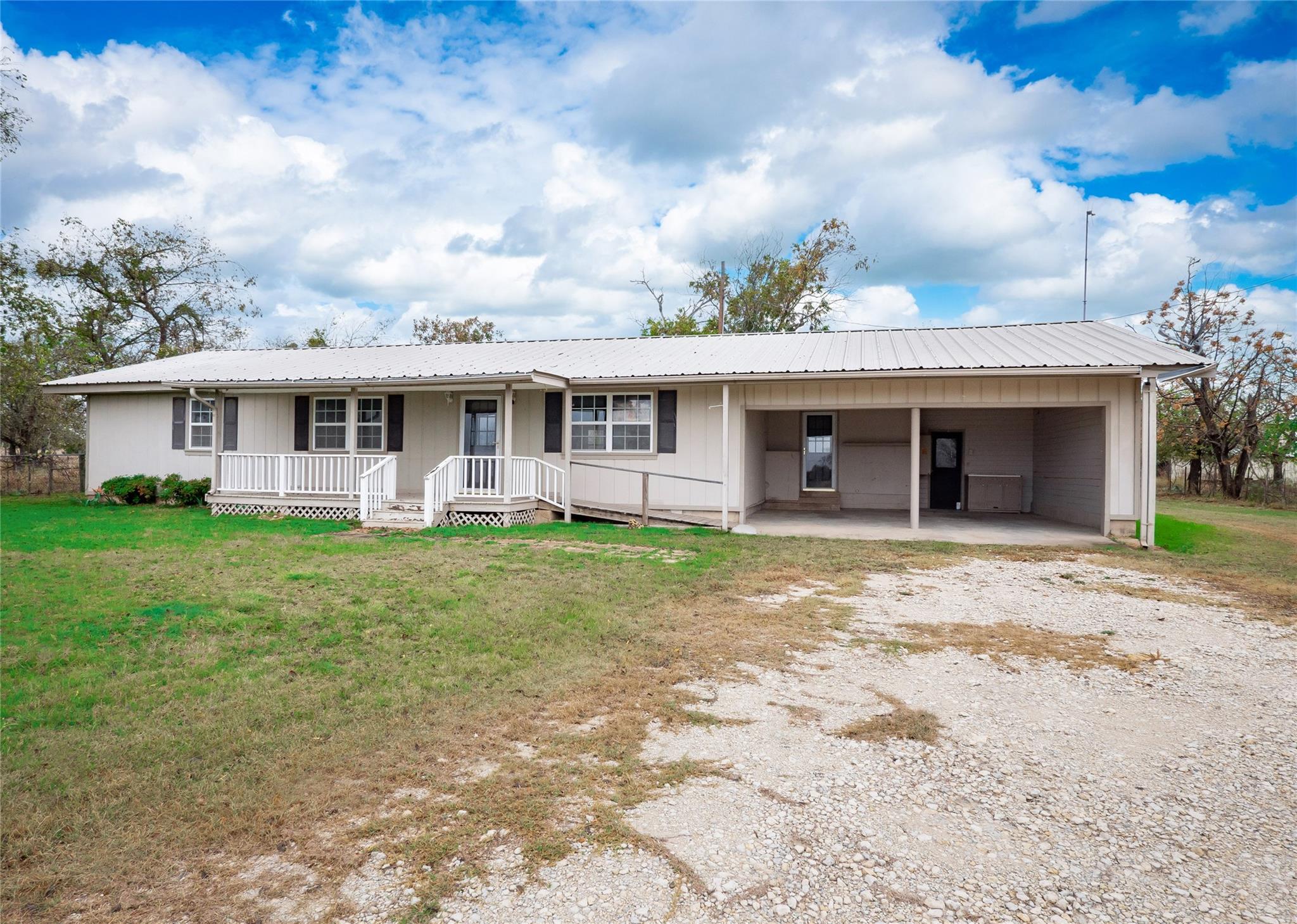 1350 County Road 414