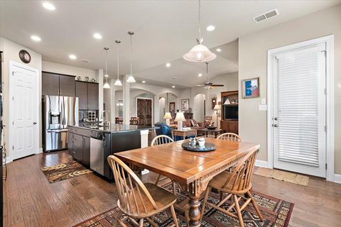 Tiny photo for 21912 Rock Wren RD, Spicewood, TX 78669 (MLS # 2482177)