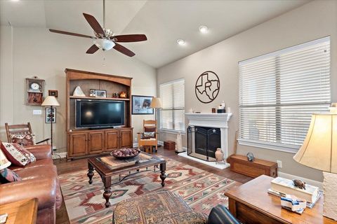 Tiny photo for 21912 Rock Wren RD, Spicewood, TX 78669 (MLS # 2482177)