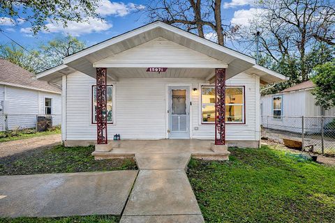 Photo of 1507 1/2 Holly ST, Austin, TX 78702 (MLS # 3010618)