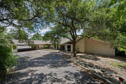 Photo of 818 Sunfish ST, Austin, TX 78734 (MLS # 4773382)