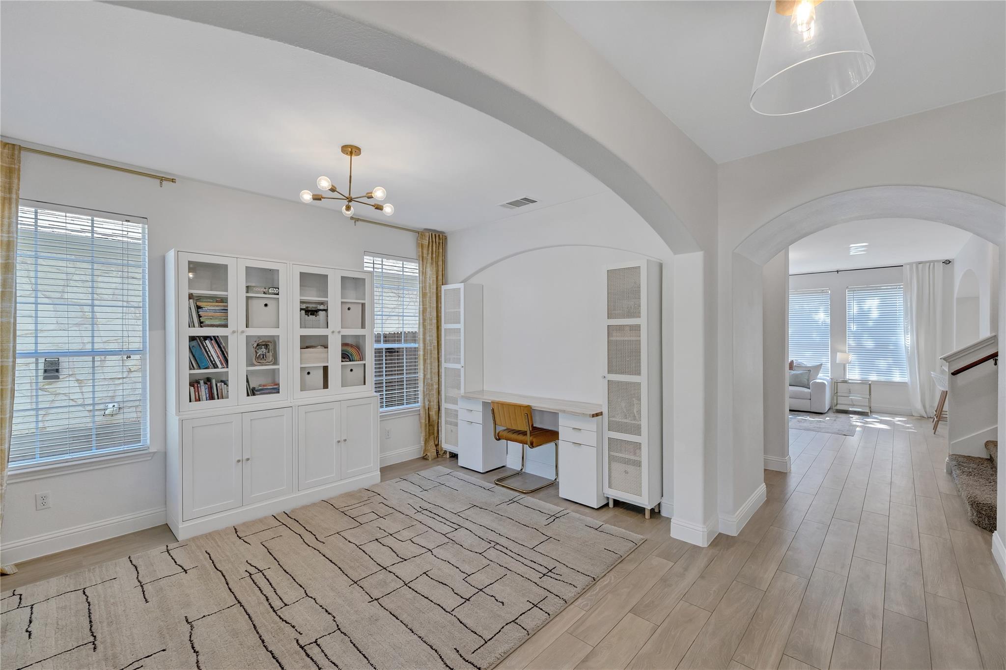1012 Horne DR