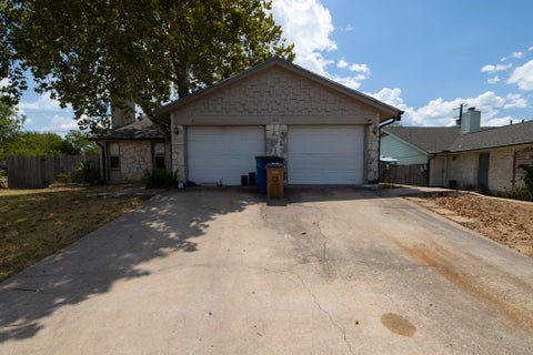Photo of 2401 Singletree Ave #B, Austin, TX 78727 (MLS # 6226883)