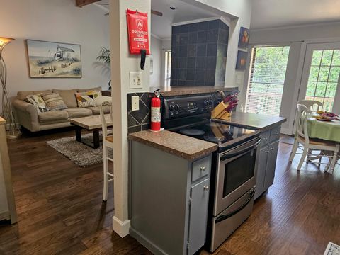 Tiny photo for 5107 Leralynn ST #304, Austin, TX 78751 (MLS # 1562901)