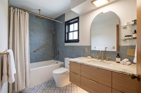Tiny photo for 1813 Cedar Ridge DR, Austin, TX 78741 (MLS # 8332582)