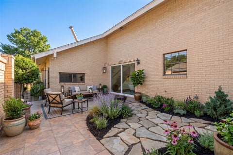 Tiny photo for 1813 Cedar Ridge DR, Austin, TX 78741 (MLS # 8332582)