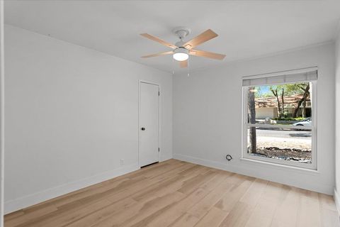 Tiny photo for 4831 Trail Crest CIR, Austin, TX 78735 (MLS # 5605593)