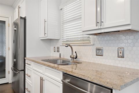 Tiny photo for 7517 Saint Louis ST, Austin, TX 78757 (MLS # 5649110)
