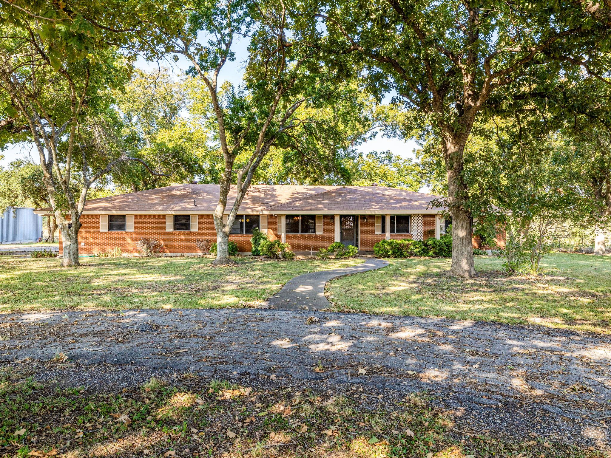 10025 South FM 1660