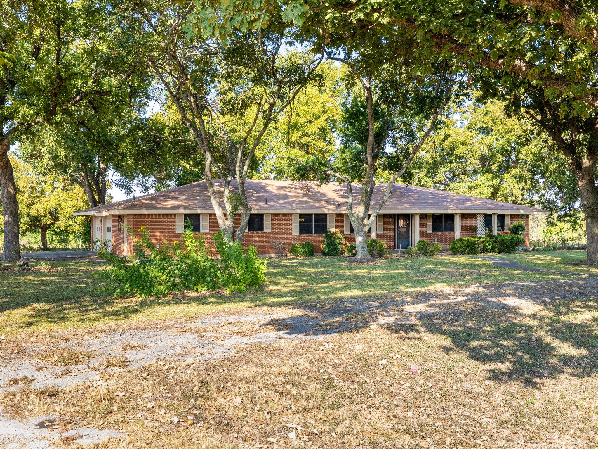 10025 South FM 1660
