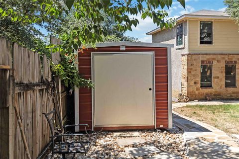Tiny photo for 1002 Walter ST, Austin, TX 78702 (MLS # 2805046)