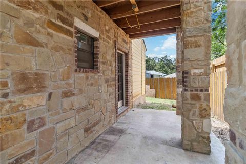 Tiny photo for 1002 Walter ST, Austin, TX 78702 (MLS # 2805046)