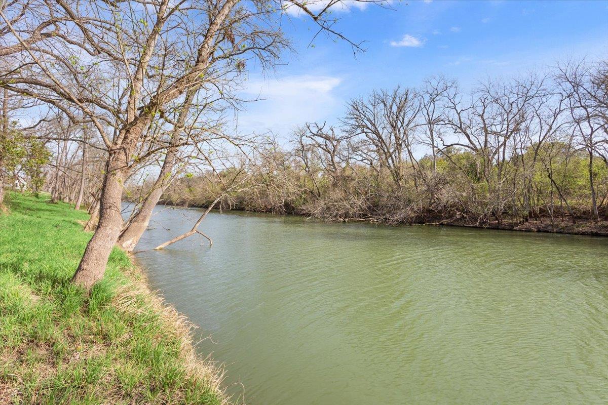 TBD Lot 3 Leon River