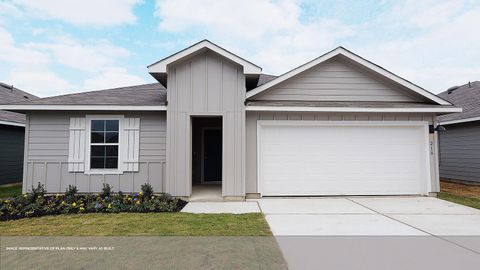 1719 REDCHINNED DR Lockhart TX 78644
