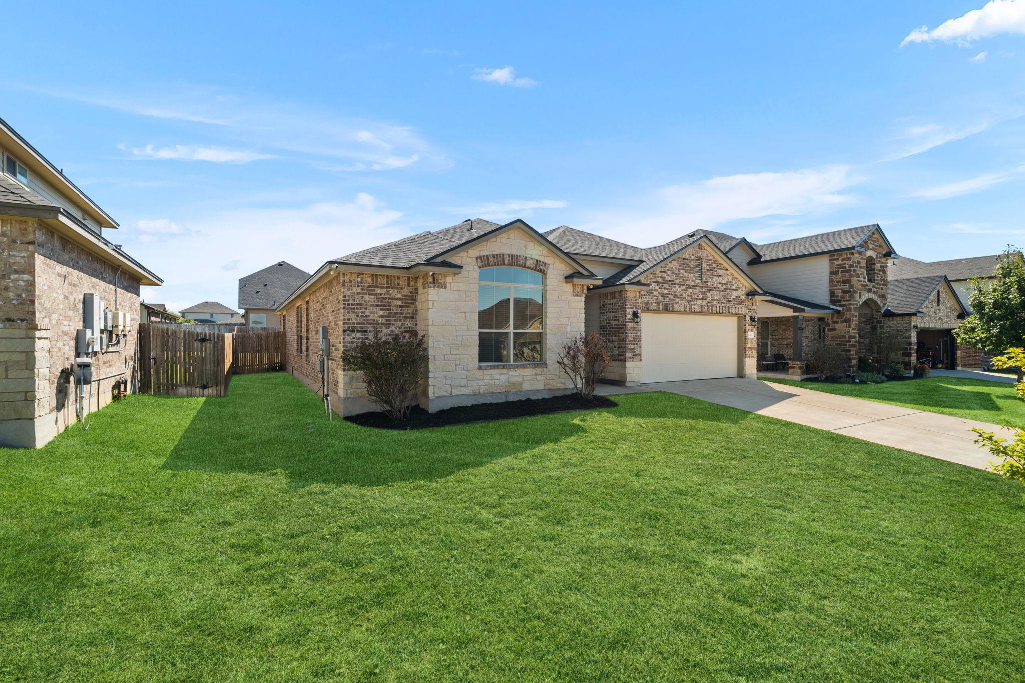 1313 Honey Hill DR