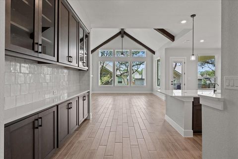 169 Lily Pad LN Kyle TX 78640